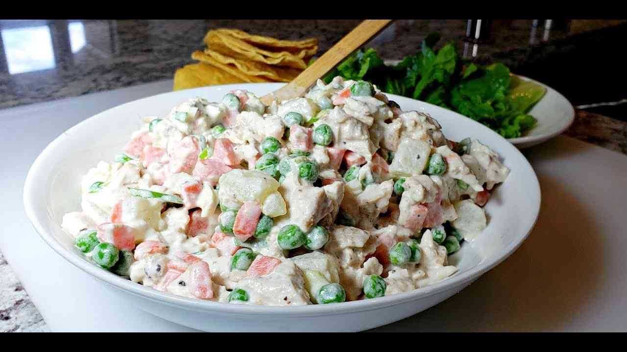 Mexican Chicken Salad (Ensalada de Pollo) - Chickens